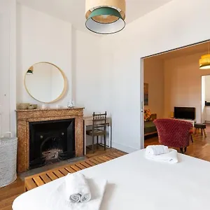 Bnbgones - L'harmonie Feuillat - Montchat - Metro Monplaisir Appartement